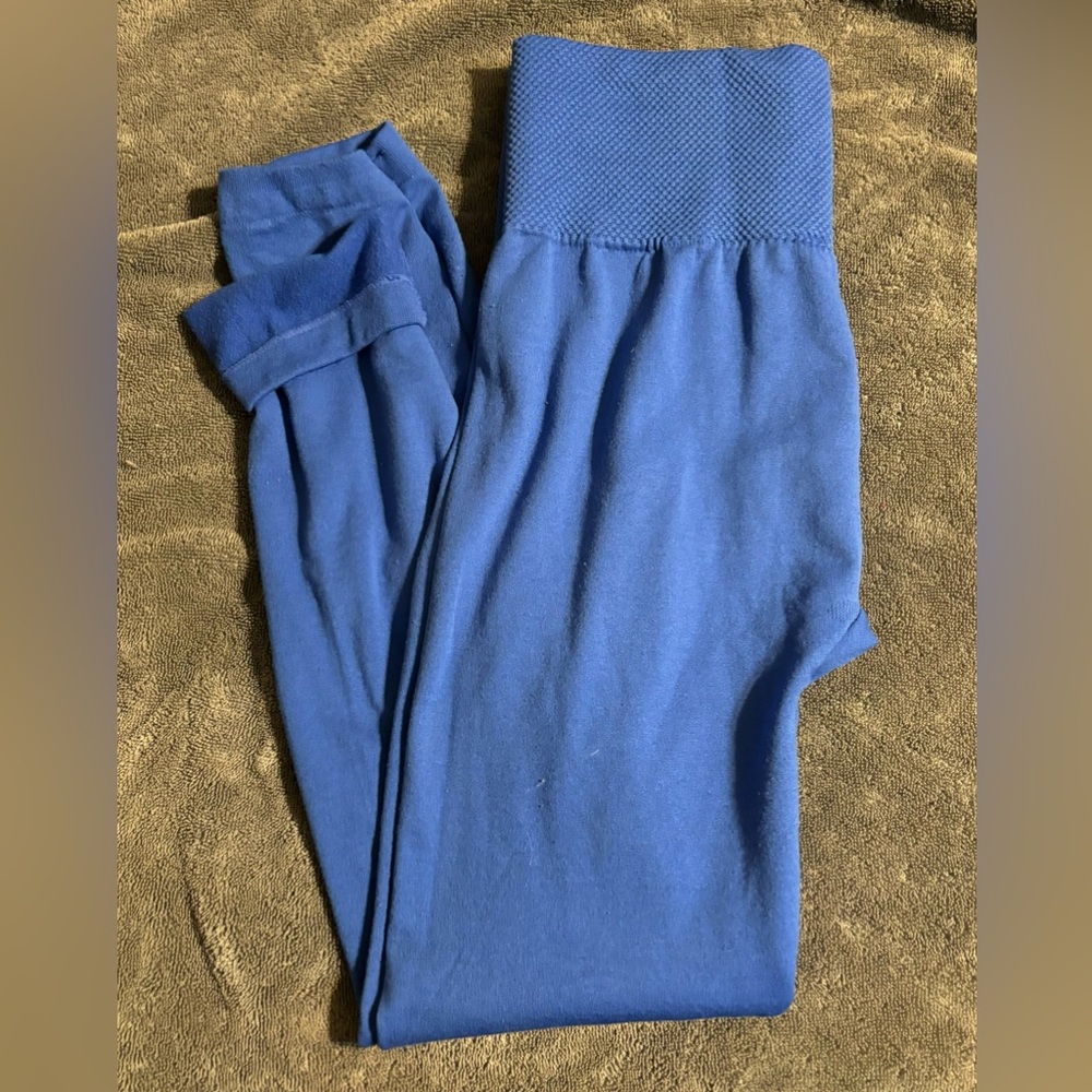 Light blue fleece lined leggings